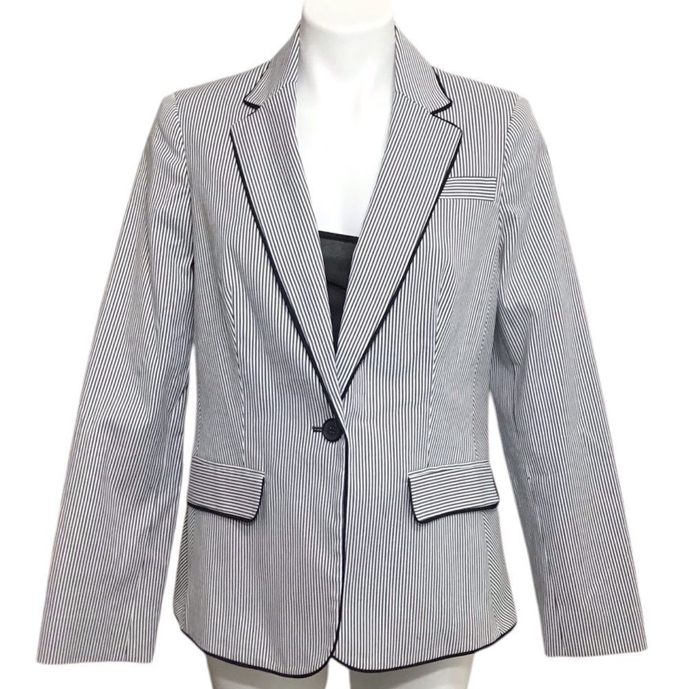 Jones New York The Julia Jacket Blue Pinstripes Stretch New Size 10